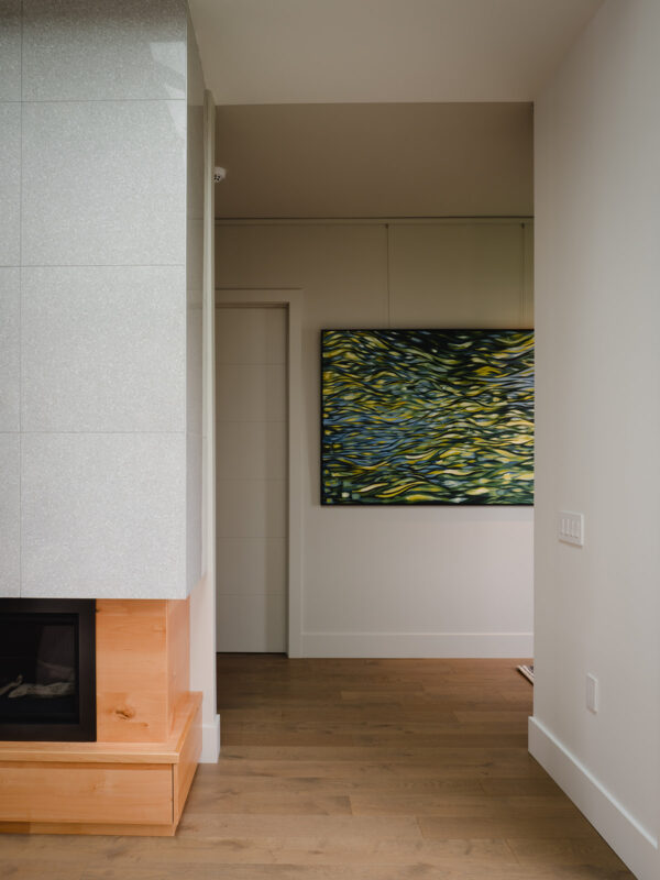 Interior design blending traditional warmth and modern simplicity